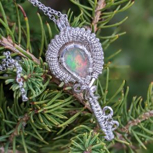 Pendentif Clé Opale Welo 1,27cts et Argent Massif