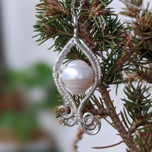 Pendentif Perle d'eau douce et Argent Massif