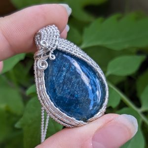 Pendentif Apatite Bleue et Argent Massif